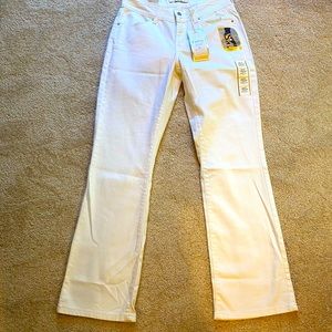 Levi’s 529 curvy boot cut jeans-LAST DAY IN CLOSET